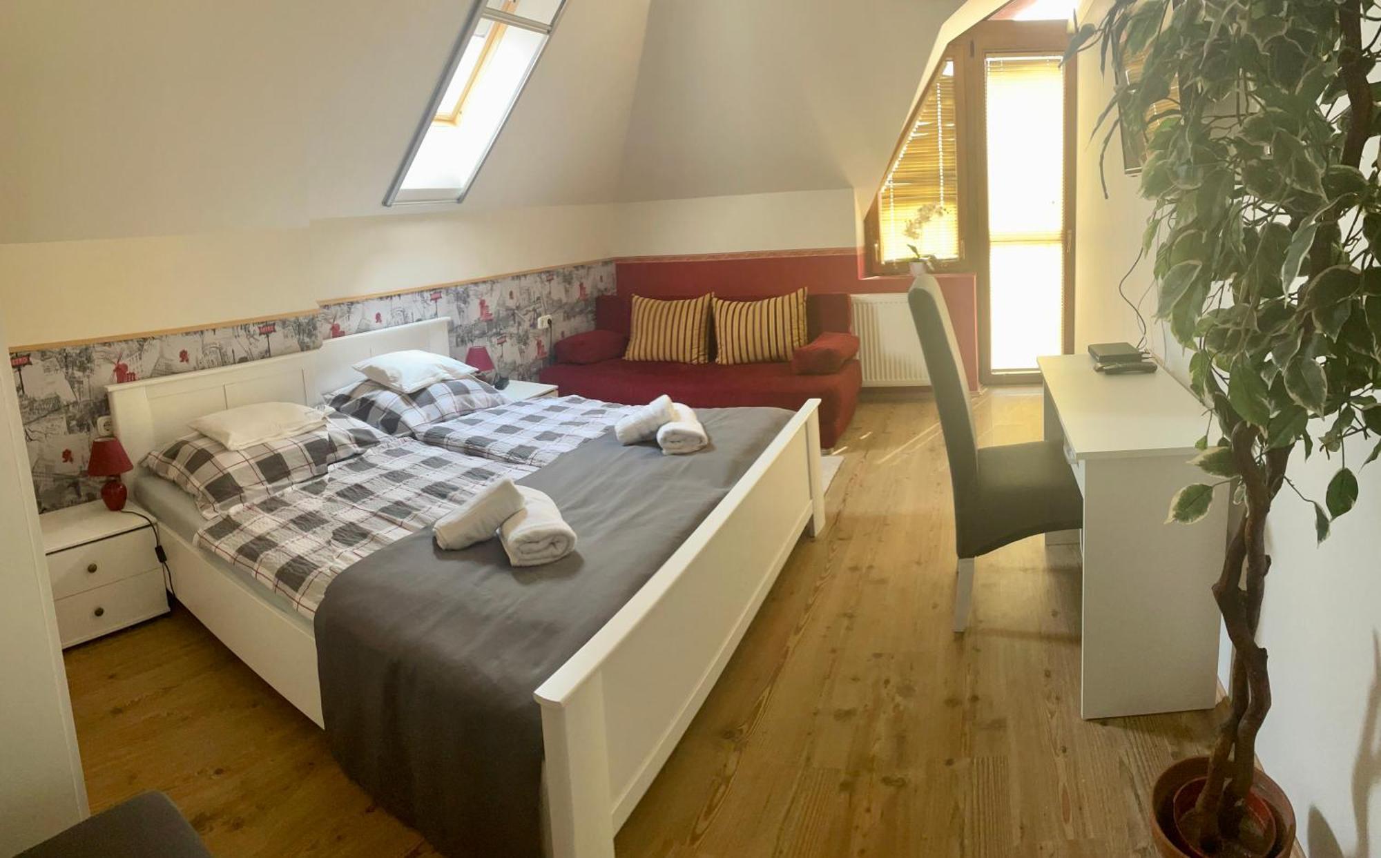 Aranyló apartmanház Hajdúszoboszló Exterior foto
