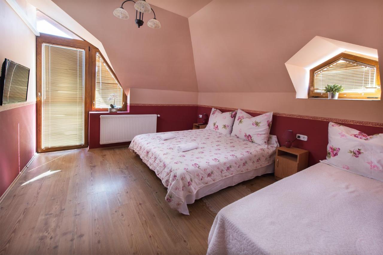 Aranyló apartmanház Hajdúszoboszló Exterior foto
