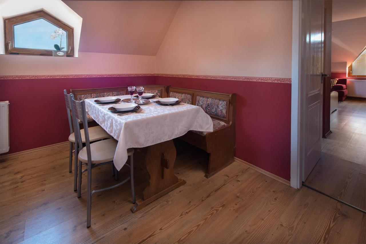 Aranyló apartmanház Hajdúszoboszló Exterior foto